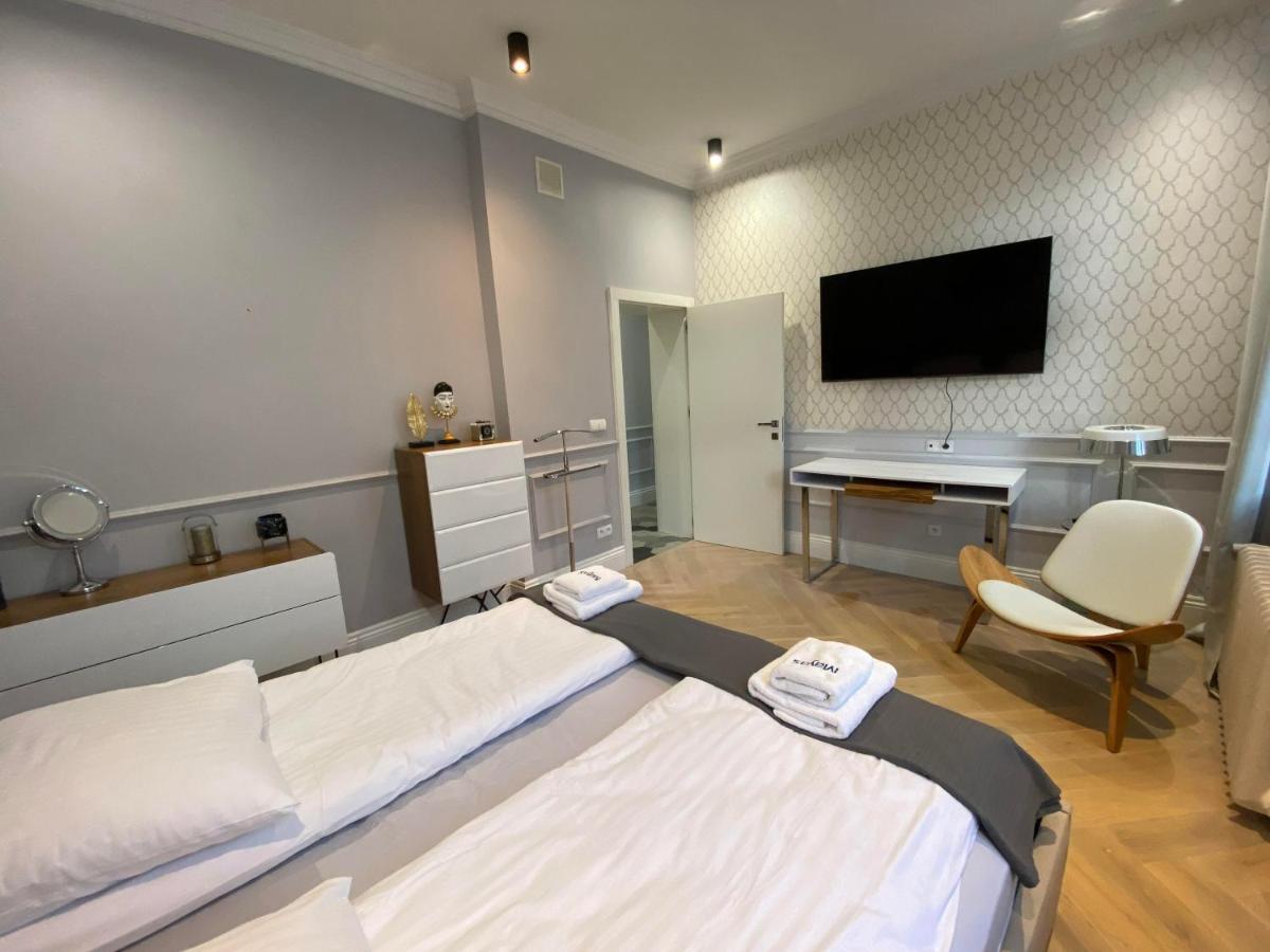 Maya'S Flats & Resorts 44 - 3 Rooms Apartment On Chlebnicka Street Gdansk Old Town ภายนอก รูปภาพ
