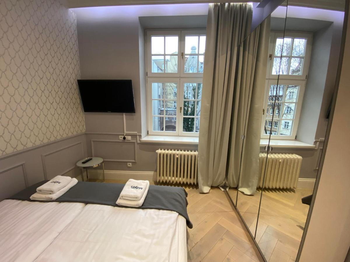Maya'S Flats & Resorts 44 - 3 Rooms Apartment On Chlebnicka Street Gdansk Old Town ภายนอก รูปภาพ