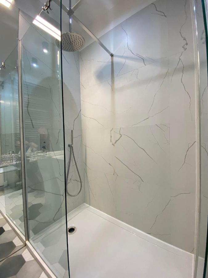 Maya'S Flats & Resorts 44 - 3 Rooms Apartment On Chlebnicka Street Gdansk Old Town ภายนอก รูปภาพ
