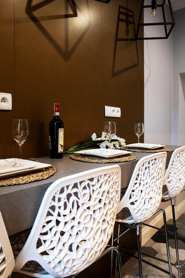 Maya'S Flats & Resorts 44 - 3 Rooms Apartment On Chlebnicka Street Gdansk Old Town ภายนอก รูปภาพ